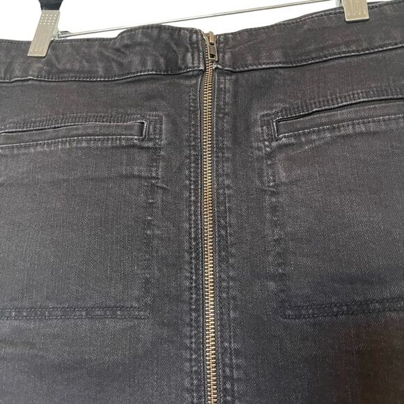 Roxy Black Denim Mini Skirt Zip Front Utility Style Size 10 Biker Chic Preppy - Picture 3 of 8